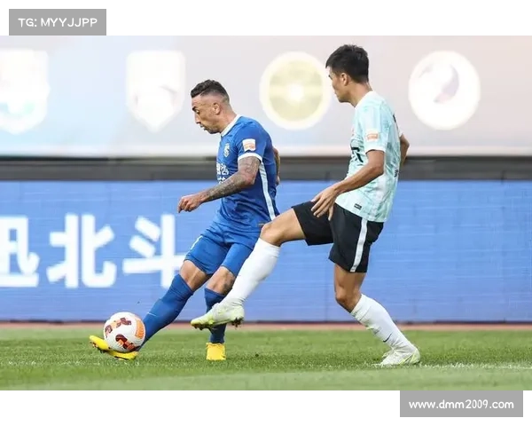 如何全面分析武汉长江与武汉三镇的比赛战术布局与关键因素